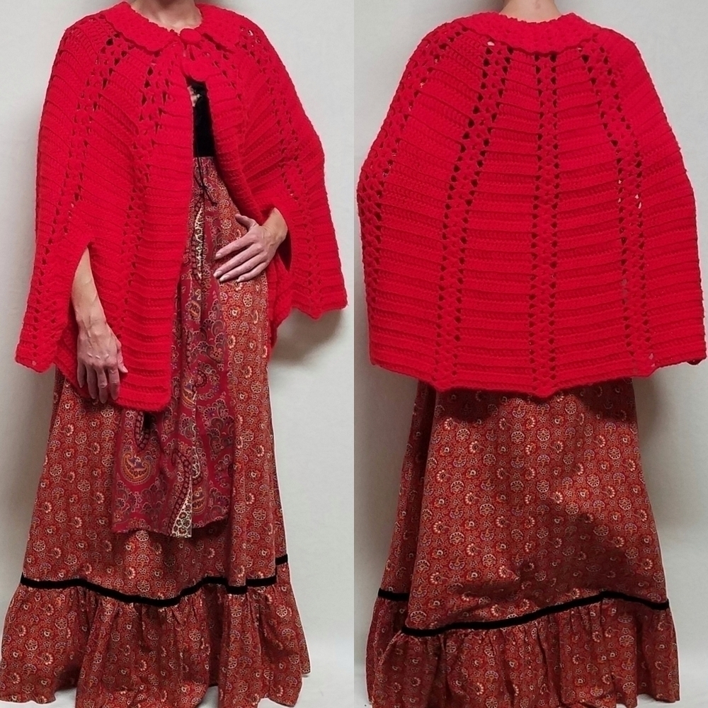 Vintage 70s Sears Little Red Riding Hood Crochet Knit Ruffle Collar Cape Poncho